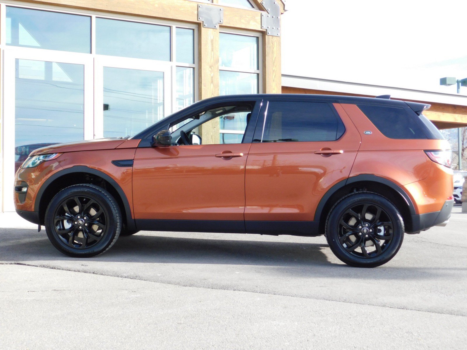 New 2019 Land Rover Discovery Sport Hse 4 Door In Centerville 2r9104