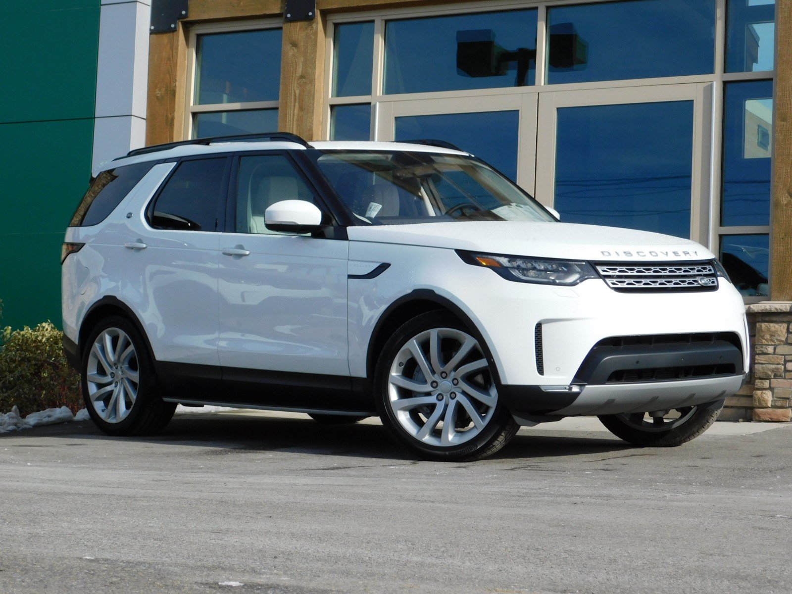 Land Rover Discovery 2020